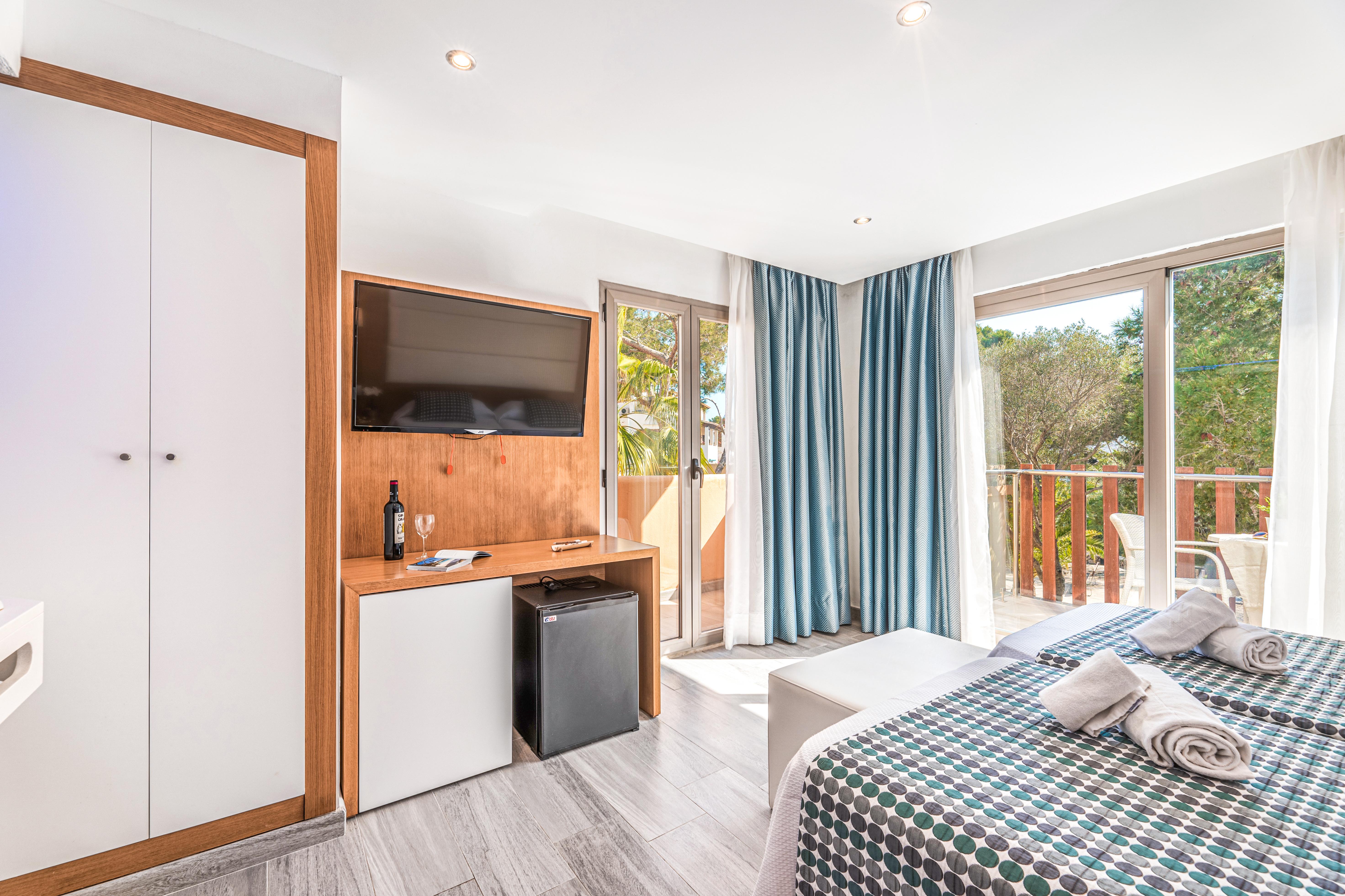 Apartamentos Playa Ferrera Cala Ferrera  Extérieur photo